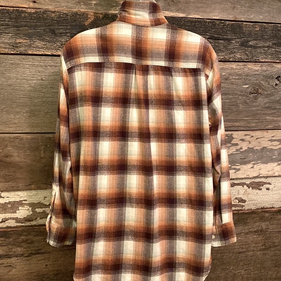 Madewell Flannel Side Button Ex Boyfriend Shirt - Picture 7 of 14